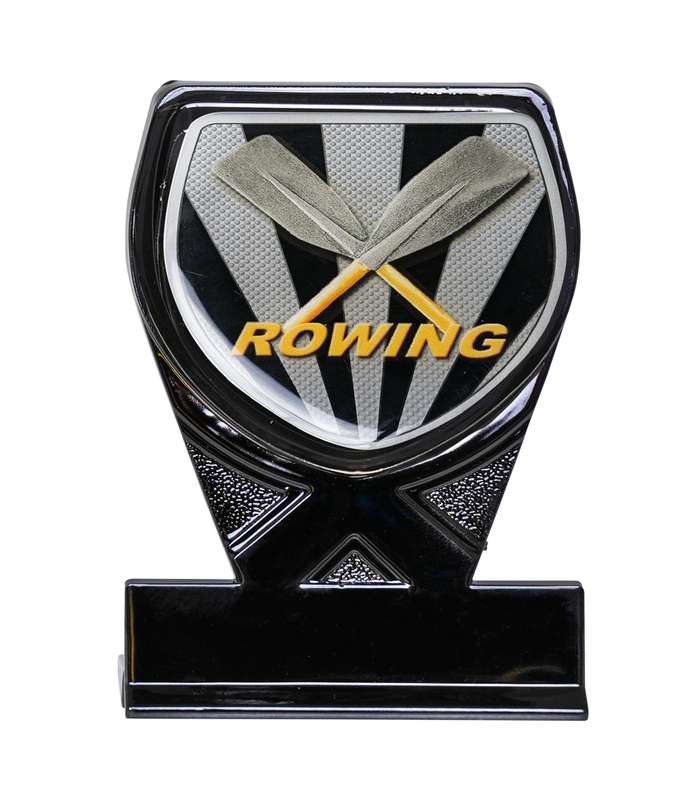 Schwarze Kobra beim Rudern