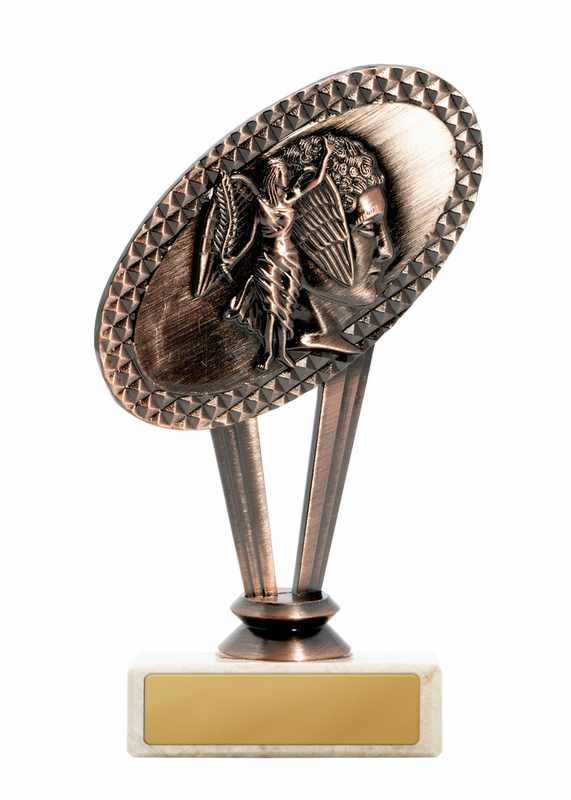 Leistung Figur auf Säule